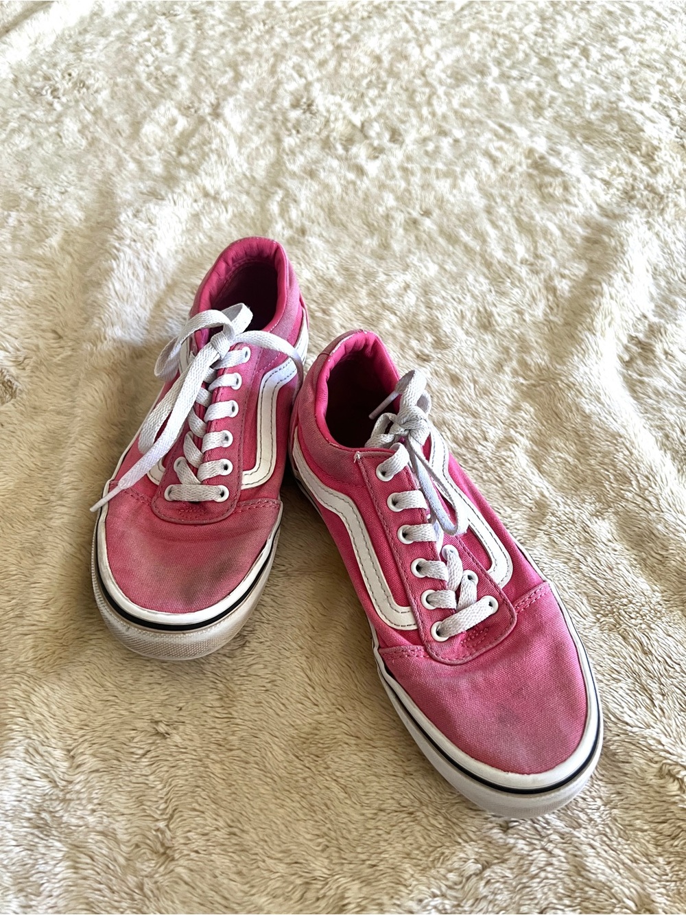 [FLAWED] VANS Girl's Redish Pink Sneakers Size 2.0